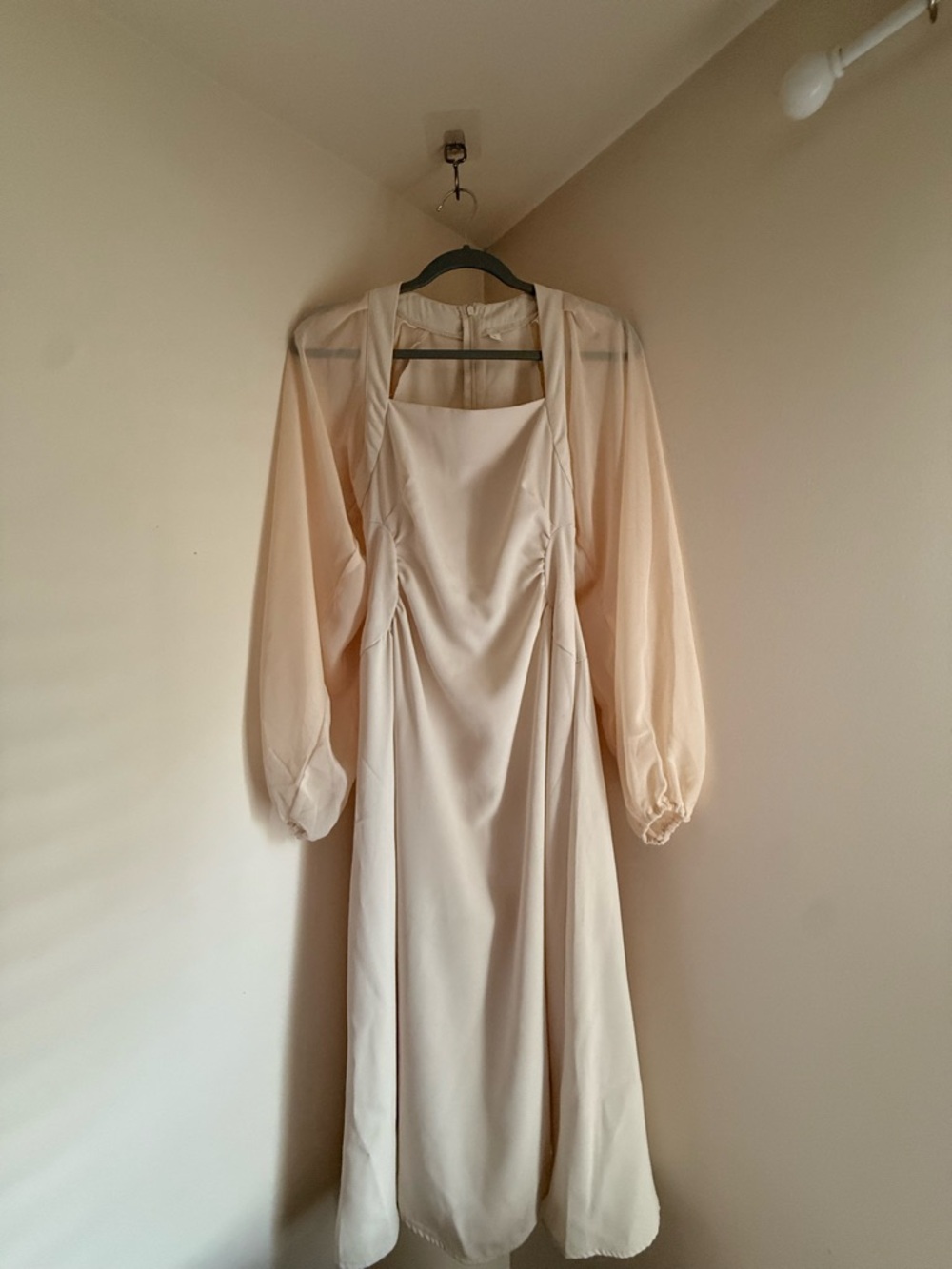 Elegant Cream Midi Dress with Sheer Long Sleeves